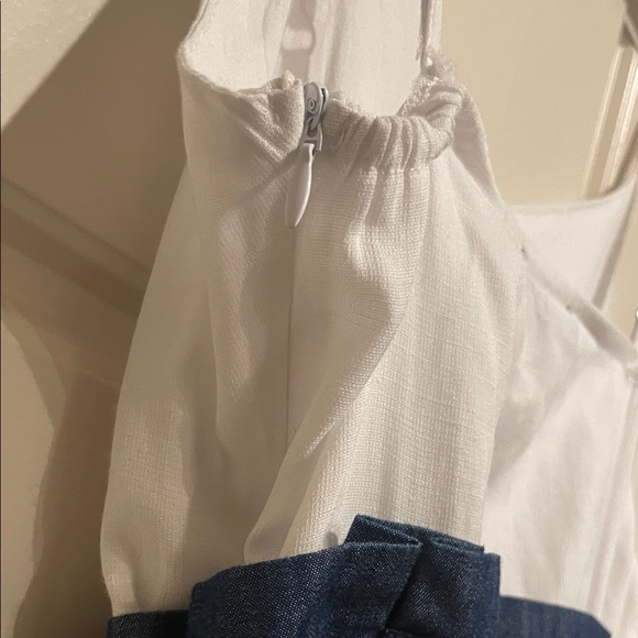 Chic Two-Tone Midi Dress in White and Blue - Picture 7 of 9